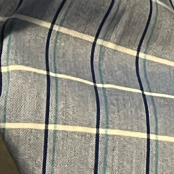 Van Heusen Blue and White Checkered Dress Shirt - Picture 5 of 5